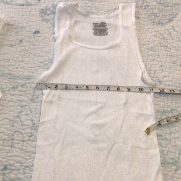 NWT - Hanes Women’s s Breathable Ribbed Tagless Tanks - Picture 5 of 6